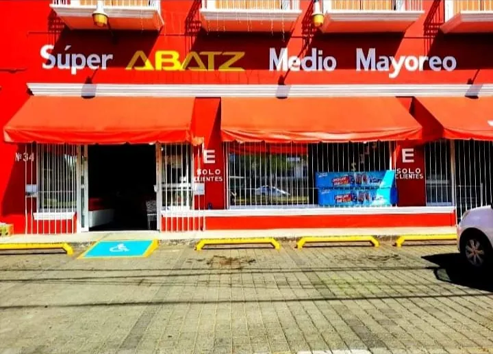 Fachada de sucursal matriz de Abatz